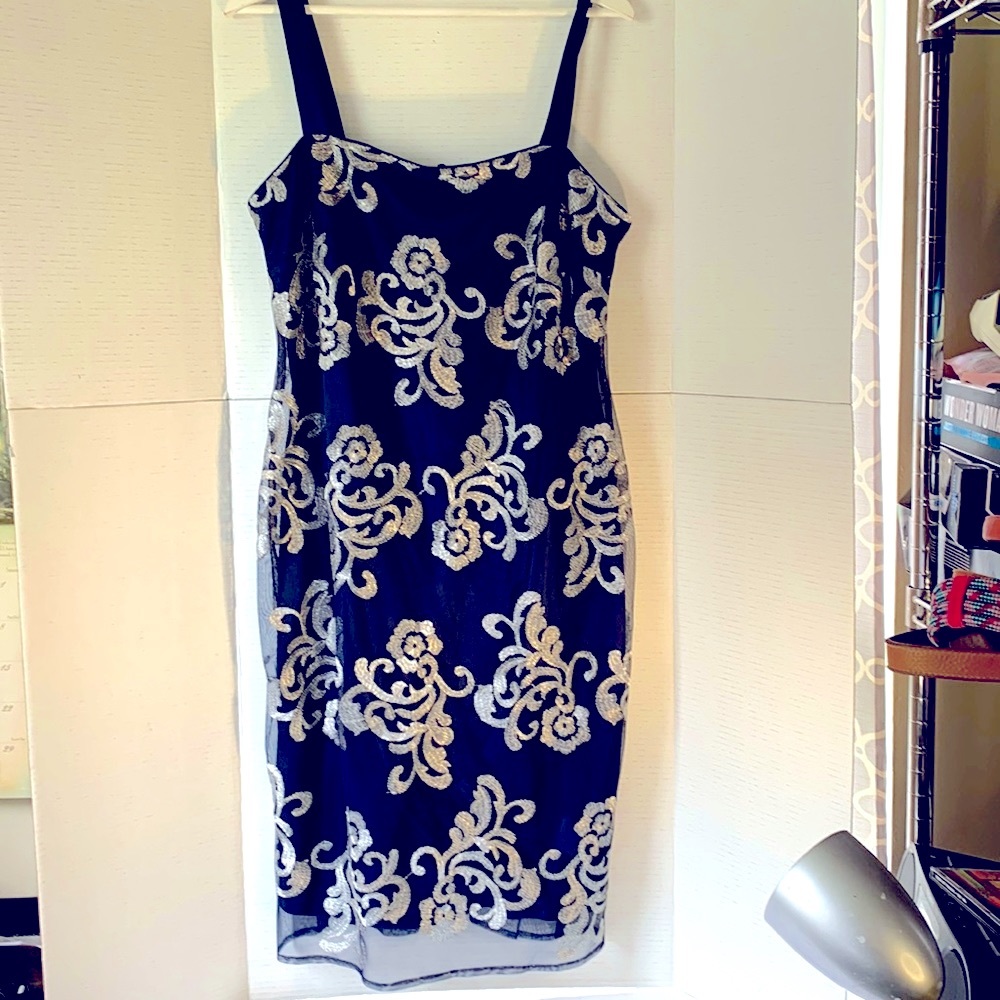 Drapers & Damon’s evening maxi dress